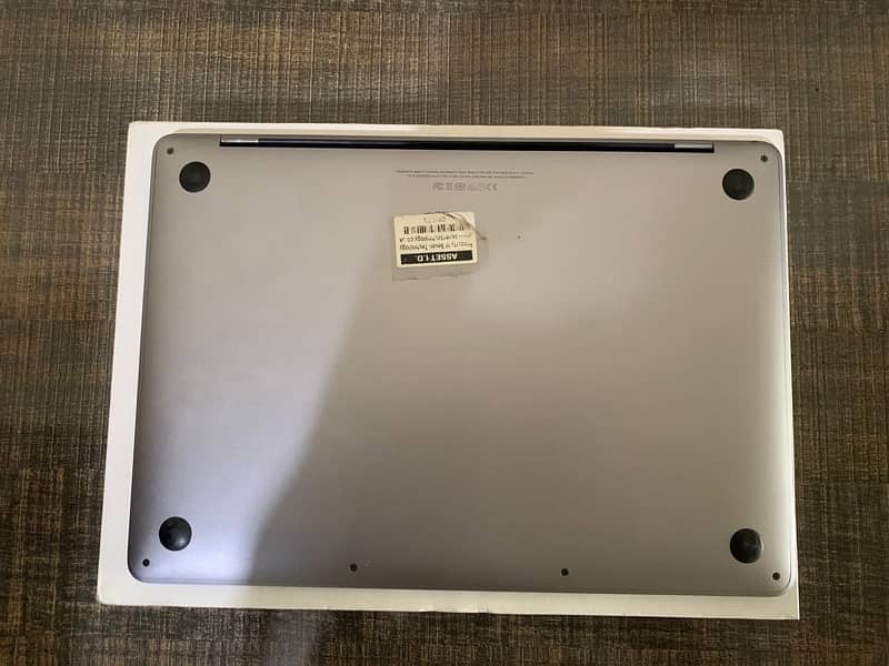 Macbook pro (2017) A1708 2