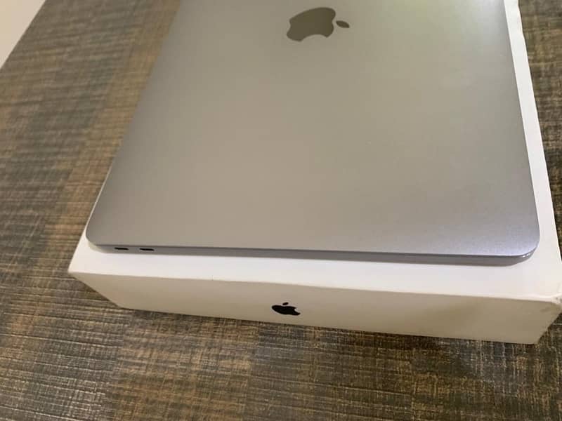 Macbook pro (2017) A1708 5