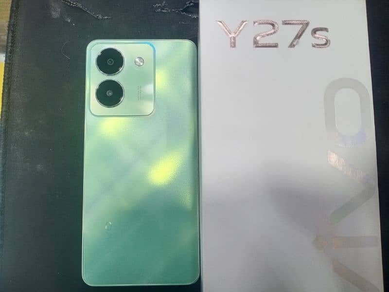 Vivo Y27s 0