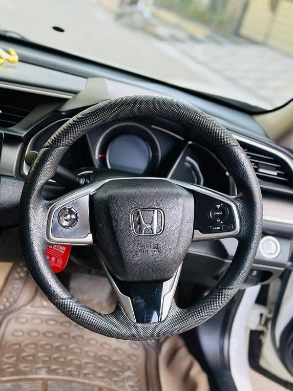 Honda Civic Oriel 2018 6