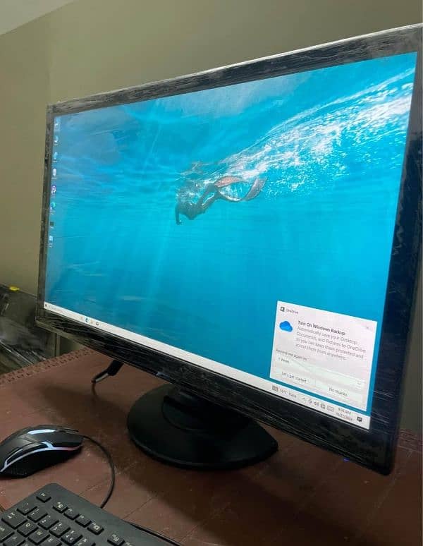 Planer 27 inch LED Monitor 2K Resolution HDMI Port Built in Speaker 1