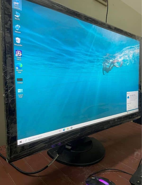 Planer 27 inch LED Monitor 2K Resolution HDMI Port Built in Speaker 3