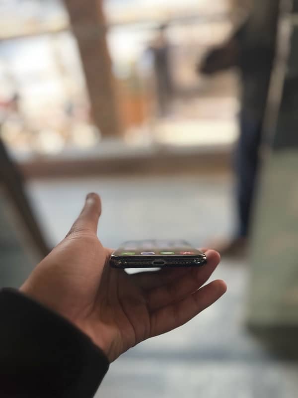 iphone xs (non pta) 2