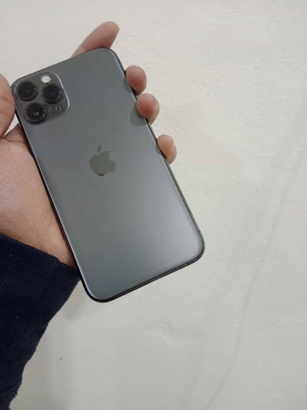 iphone 11 pro 256gb pta approved 4