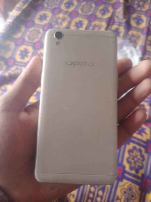 oppo a37 good condition 9/10 hai all ok battery best 1