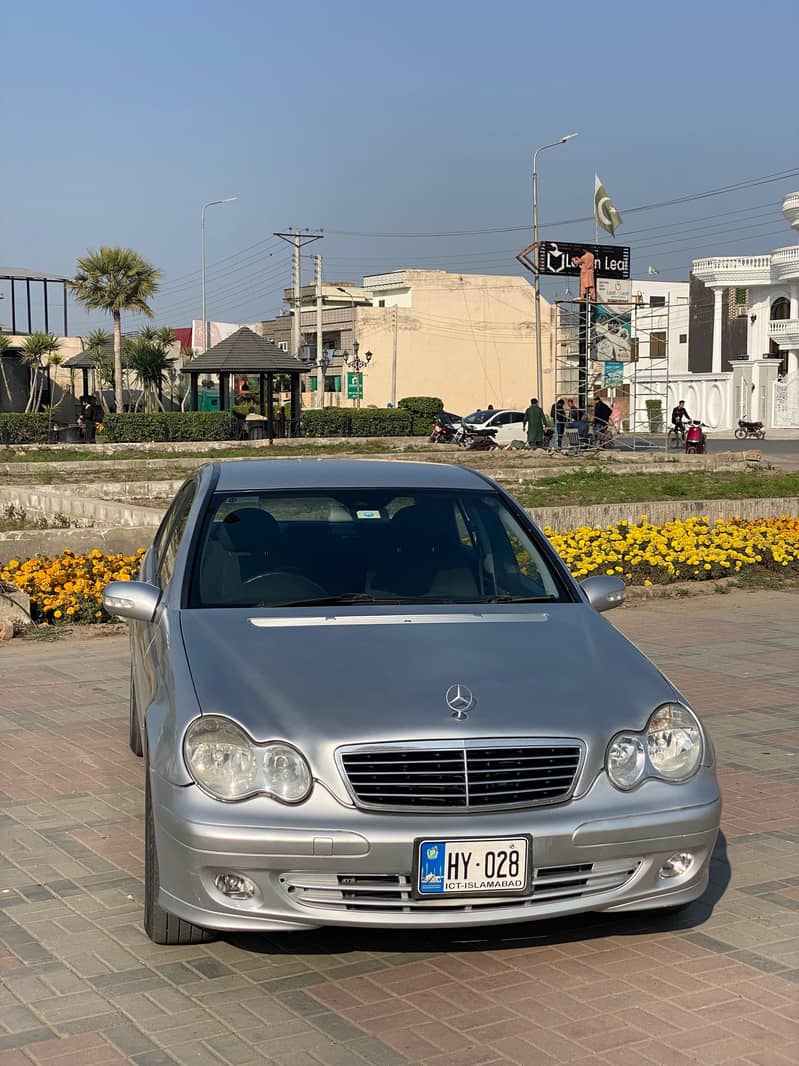 Mercedes C Class 2002 | Mercedes C 180 | Mercedes Car For Sale 1