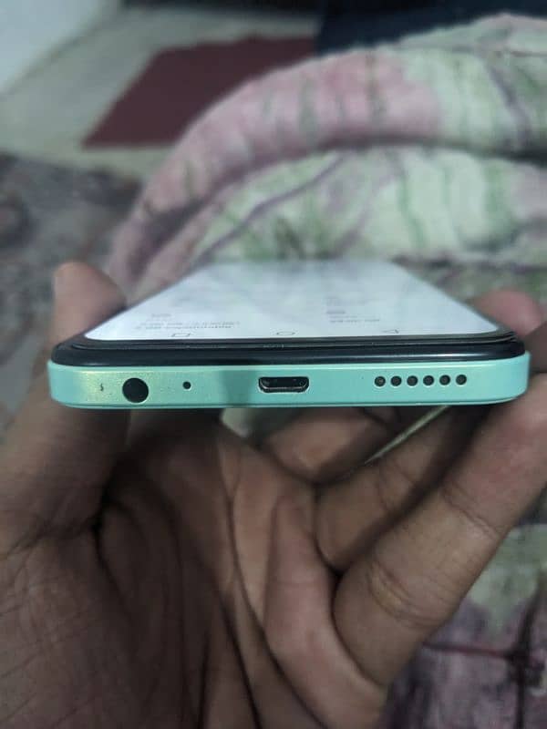 Infinix smart 7 HD 4/64 5