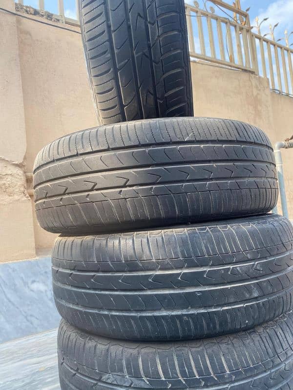 Çar Tyre Bridgestone 195/65 , R15 3