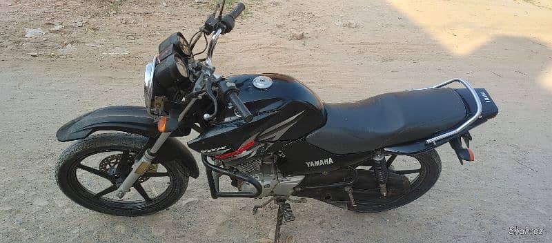 Yamaha YBR G 2017 model 2