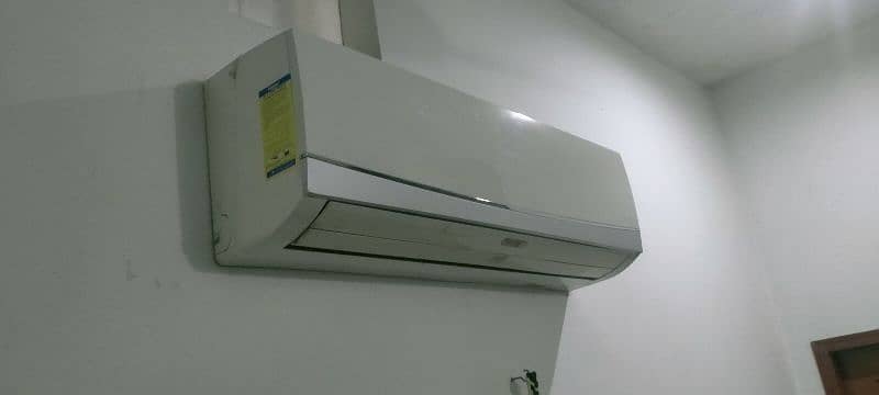 Haier 2 Ton DC Inverter Heat and Cool in very Good Condition 4