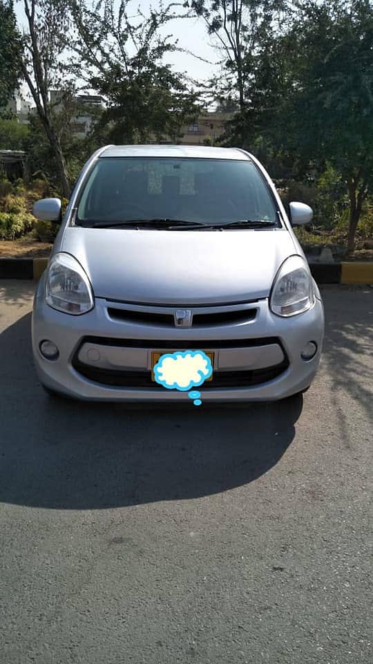 Hassle-Free Transportation – Small Car with Driver Available! 3