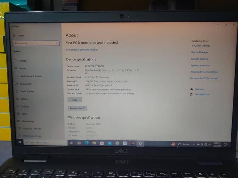 Dell latitude i5 3520 he i5 11th gen 8Gb Ram 256 nvme M2 15.6" 6