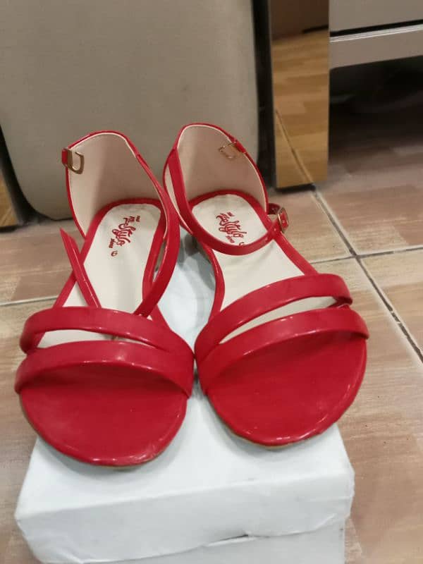 new women sandals 2