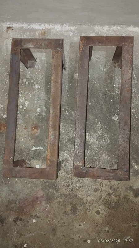 Two Heavy Metal Stand for Sale 2