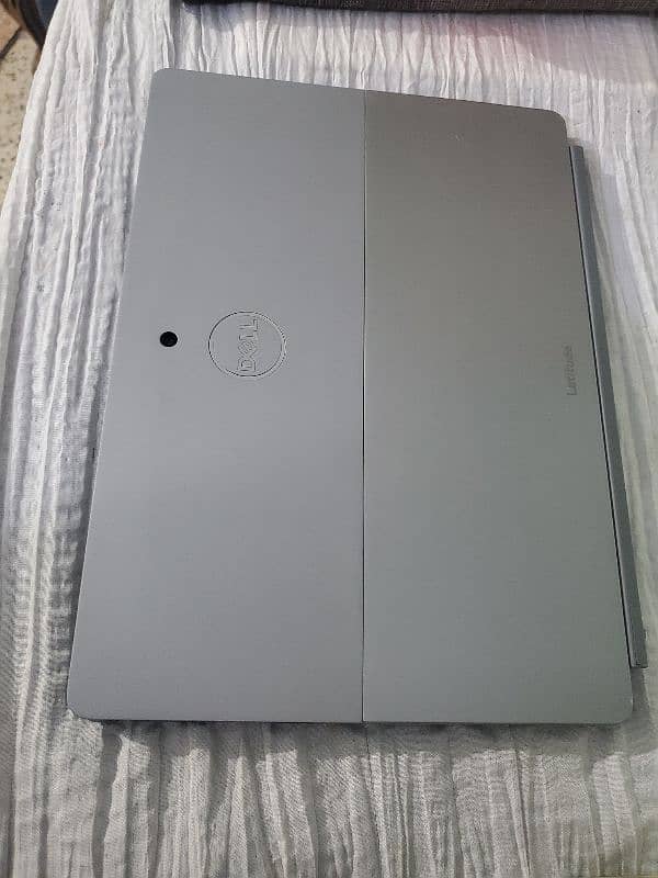 Dell latitude 7200 2 in 1 0