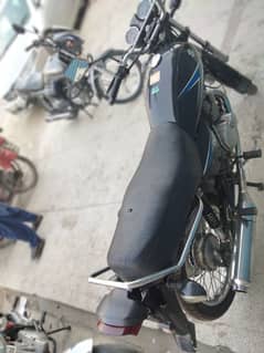 Suzuki 150 gs