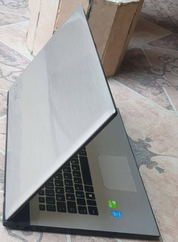 Toshiba i5 1
