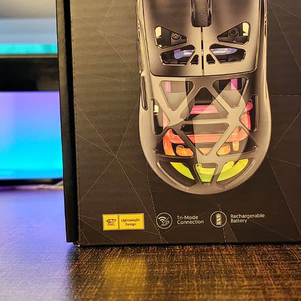 M7 RGB Wireless Gaming Mouse • Tri Mode Connectivity 4