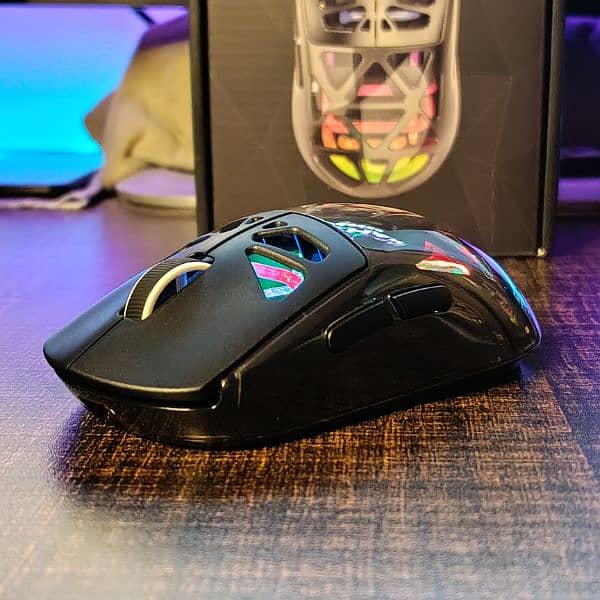 M7 RGB Wireless Gaming Mouse • Tri Mode Connectivity 7