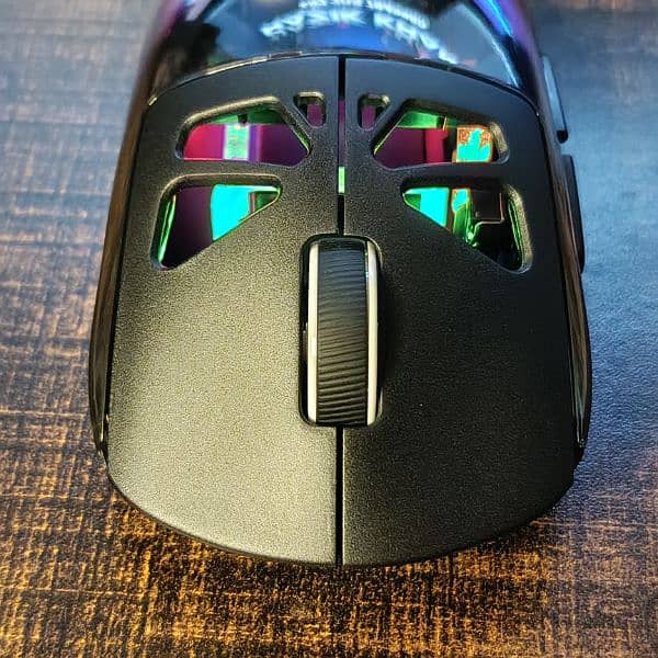 M7 RGB Wireless Gaming Mouse • Tri Mode Connectivity 8