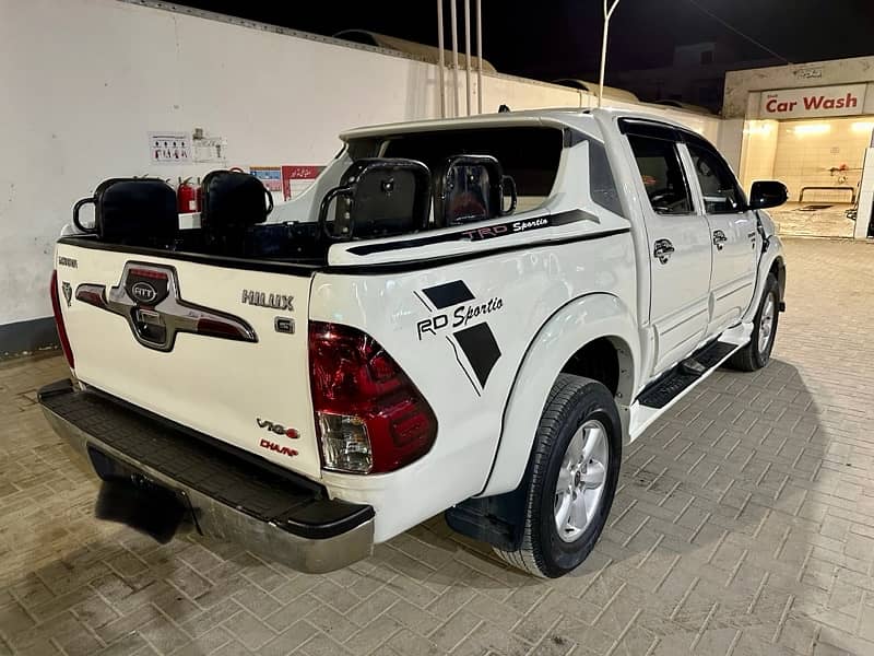 Toyota Hilux 2013 4