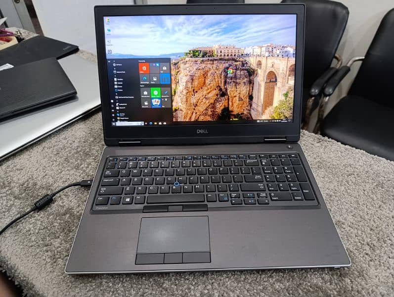 Dell Precision 7540 Core i7 9th Generation 32/512 NVME 4GB Nvidia GC 5