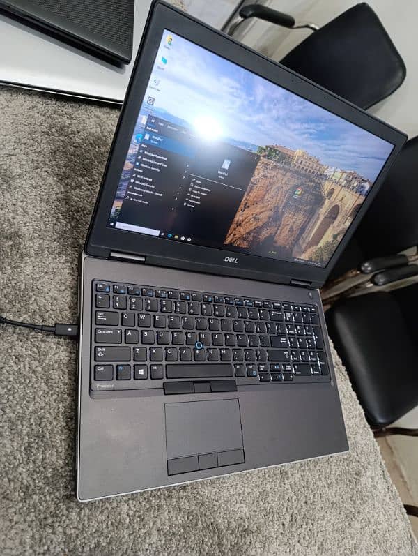 Dell Precision 7540 Core i7 9th Generation 32/512 NVME 4GB Nvidia GC 7