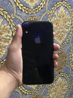 Apple iPhone XR