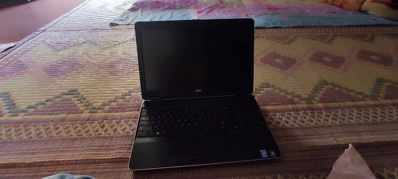 Dell i7 4 generation latitude E6540 4