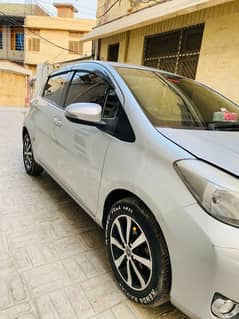 Toyota Vitz 2012