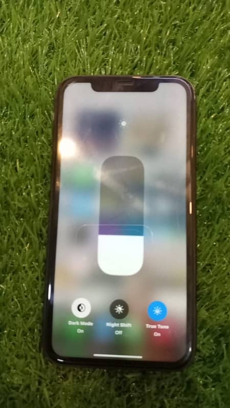 iPhone 11 factory unlocked 2 month sim working 128 gb 9