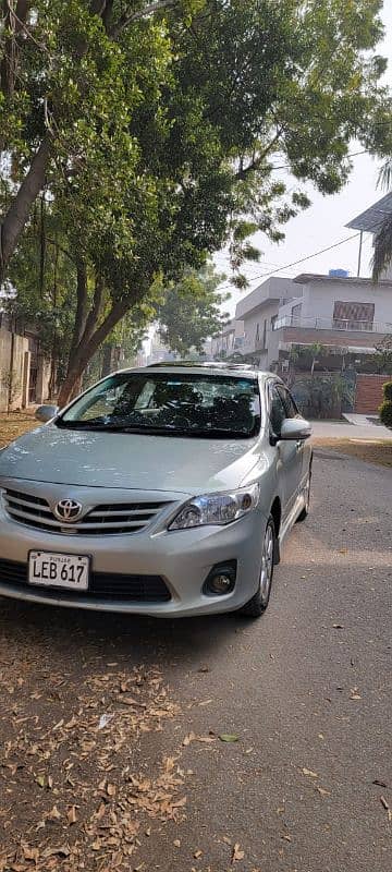 Toyota Corolla Altis 2011 1