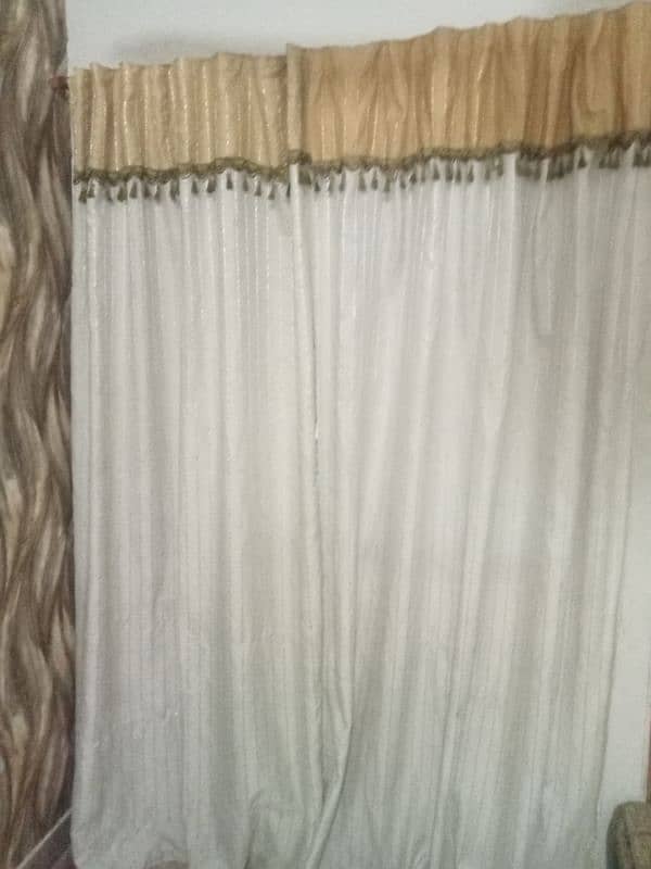 curtain 0