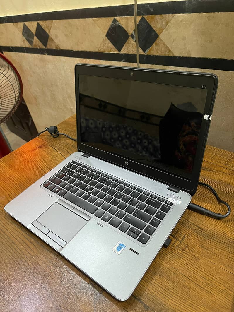 Hp Ellite book i5 5th generation 1