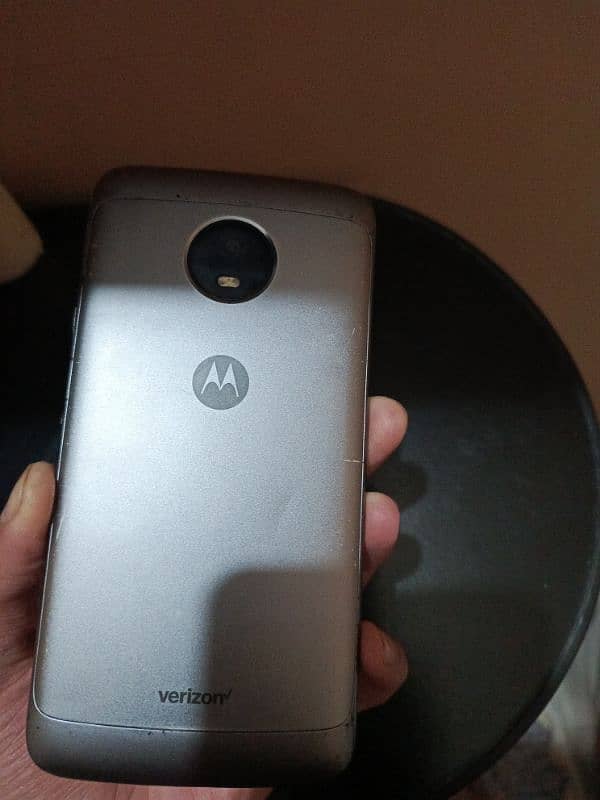 Moto E 4 plus 16 GB storage pta approved with finger print 3