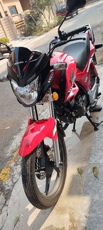 CB 150 F Brand new condition 9