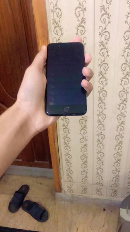 iphone7 pta approved ha good condition 3