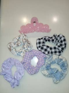 5 scrunchies and one catcher deal