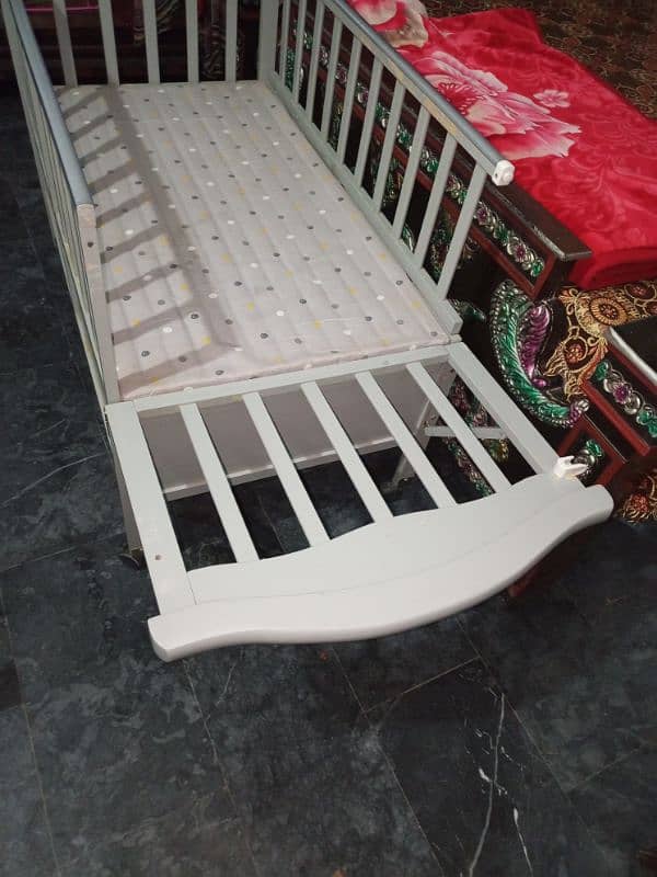 kids bed good condition 03214596598 6