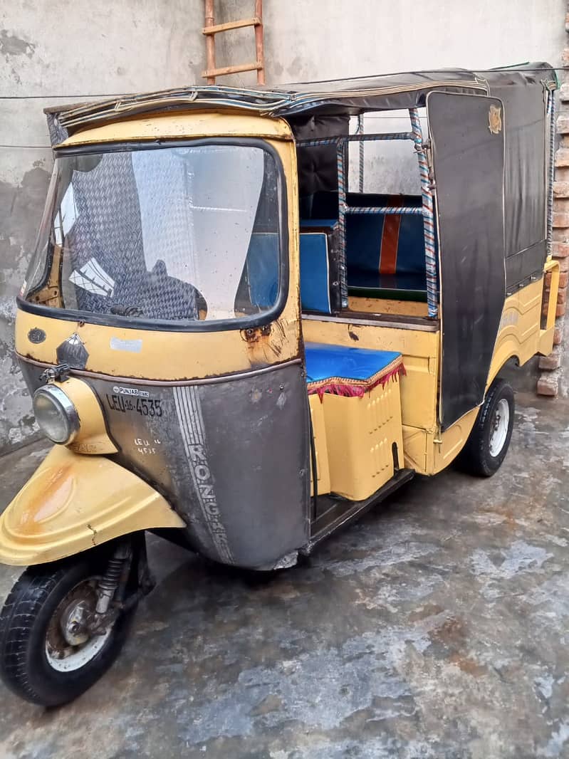 ROZGAR RICKSHAW 0