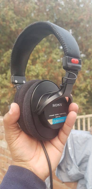 Bose headphone ' Sony ' jvc ' soundblaster ' pioneer & other brands 4