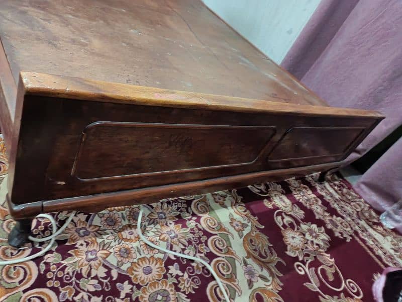 Antique Walnut Wood Bed for Sale – Affordable & Durable! 3