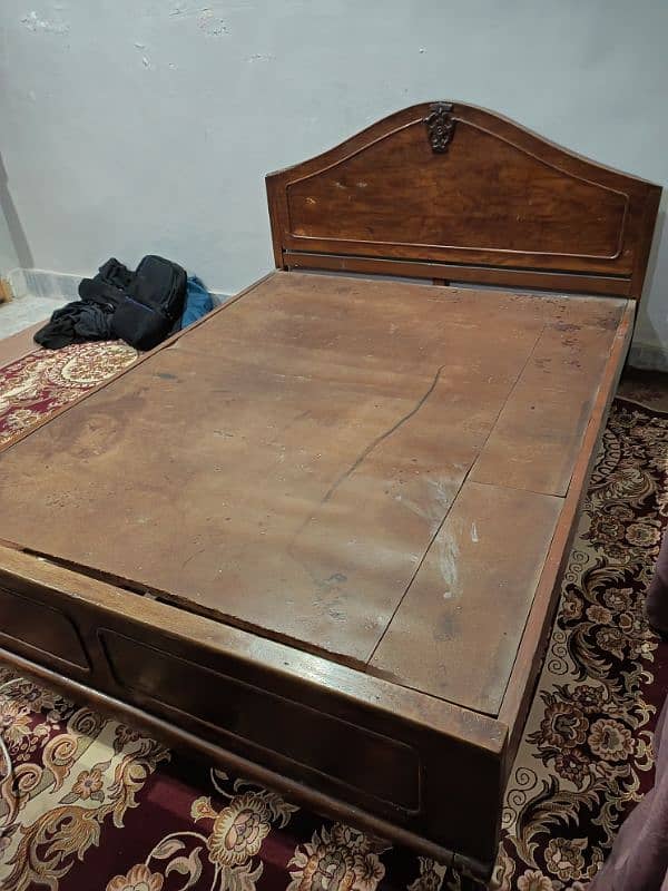 Antique Walnut Wood Bed for Sale – Affordable & Durable! 6