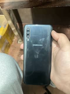 Samsung A70