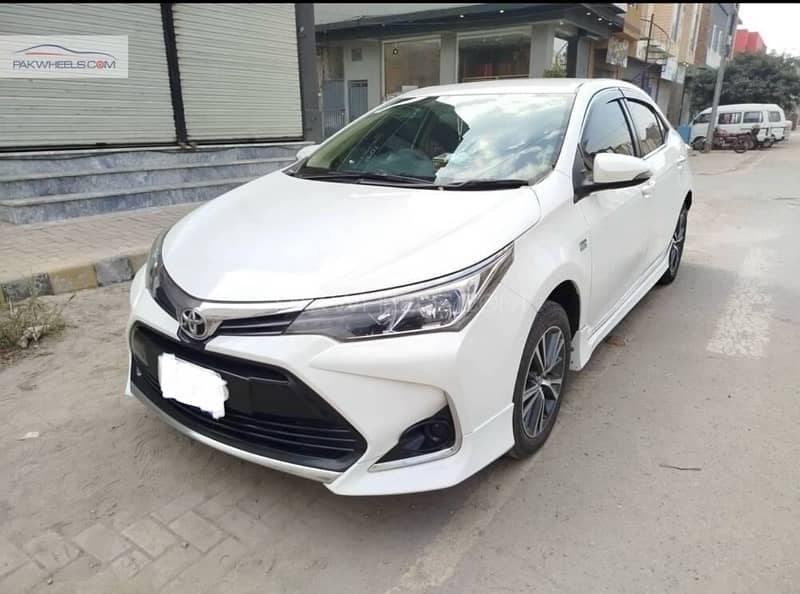 Toyota Corolla 1.6 Altis 2019 model 2