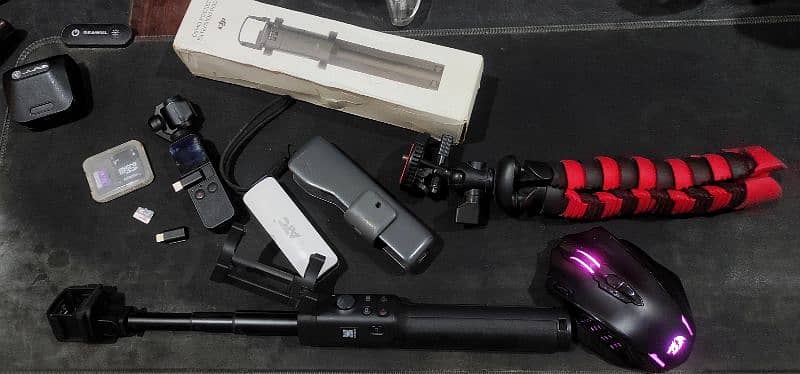 DJI Osmo Pocket 4K Cam with Accessories 7