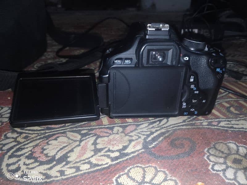 urgent sale Canon DSLR camera photo 6