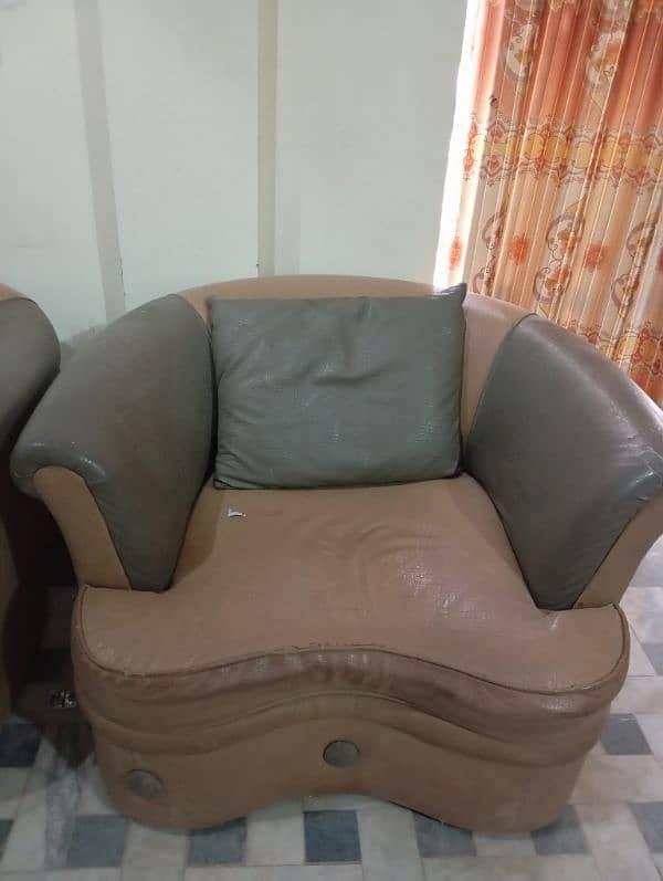 6 Person Sofa Set For Sale With 10 Cushions 3