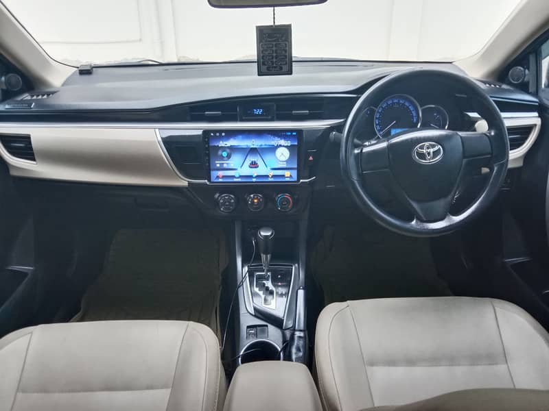 Toyota Corolla Altis 2017 16