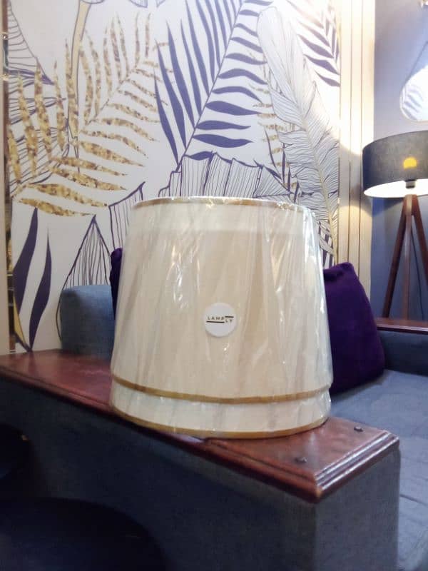 Table LAMP SHADES 6